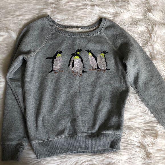 AE gray penguin 🐧 sweater - Picture 2 of 8